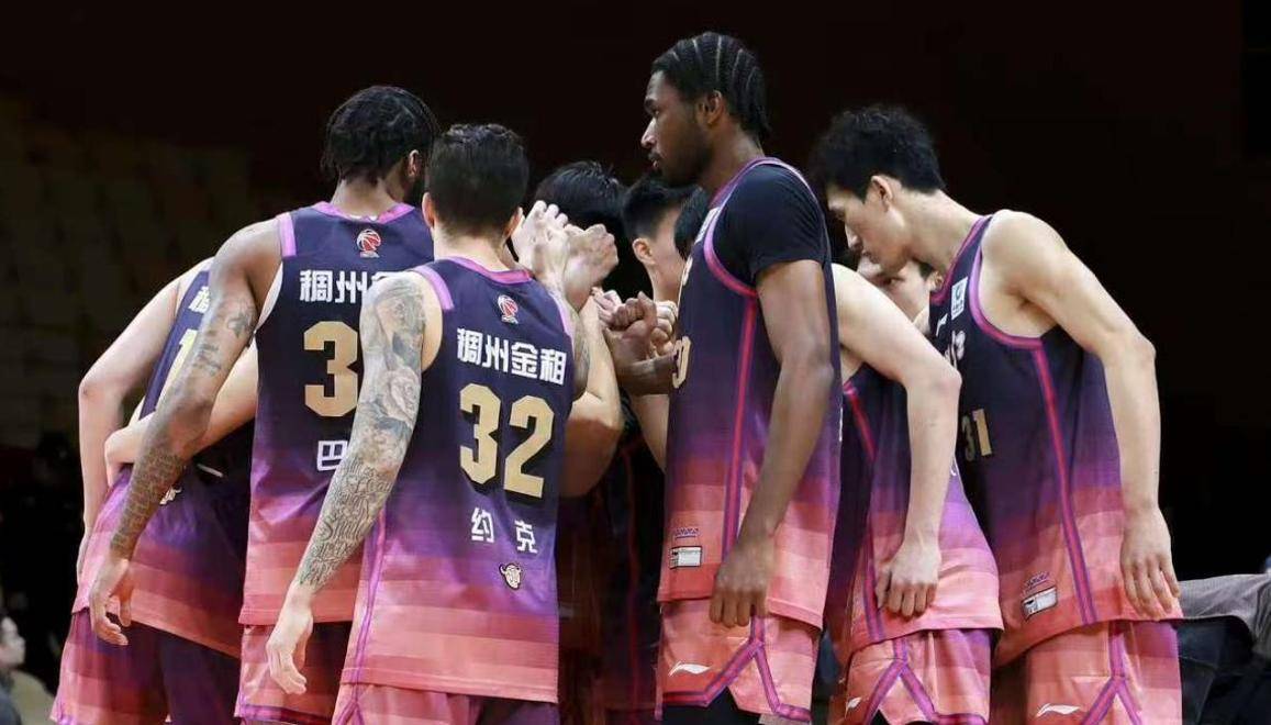 关于浙江男篮积极反击瞄准胜利机会全力冲刺的信息