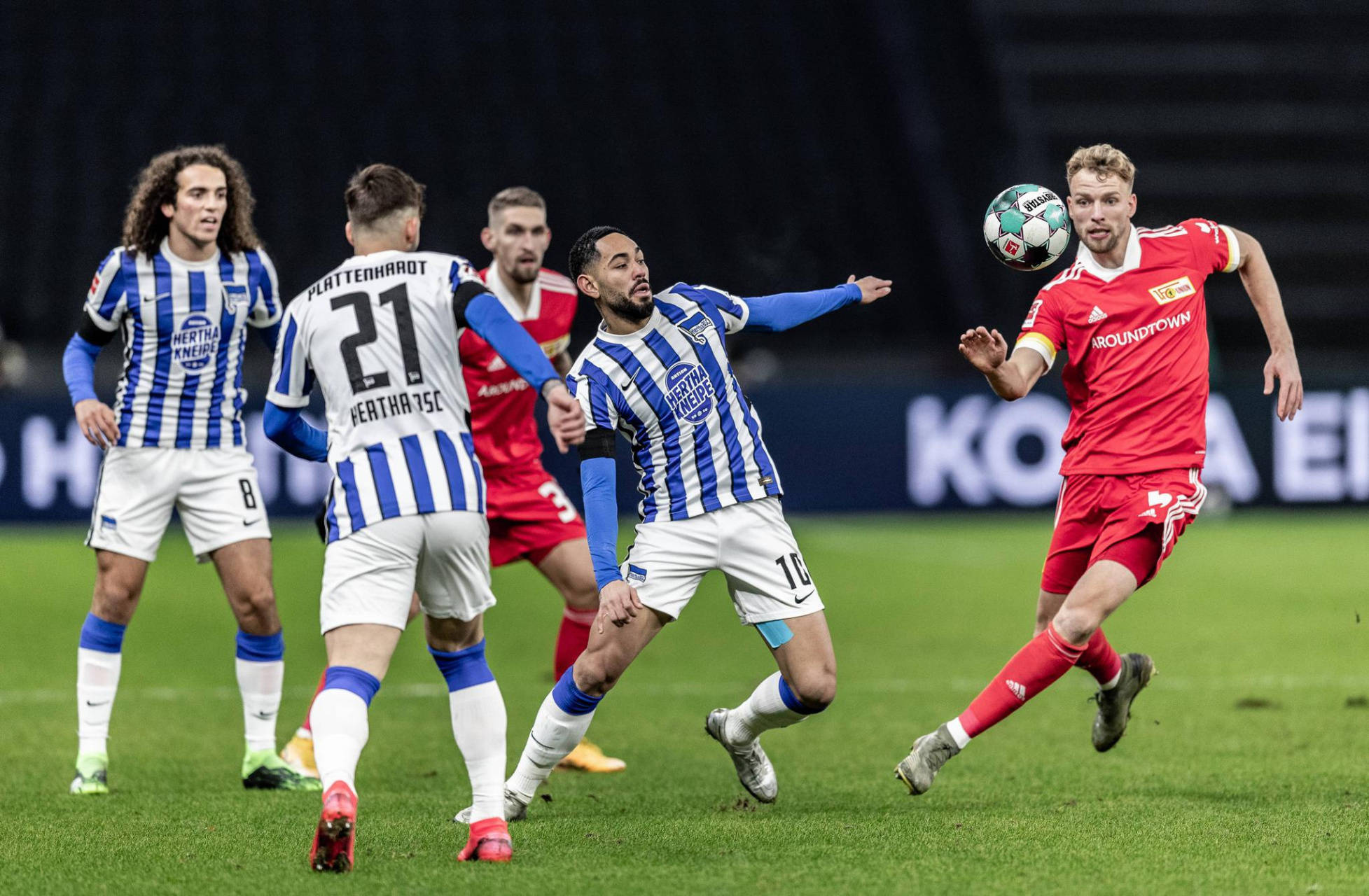 开云体育app-柏林赫塔队在近期比赛中展现出强大的实力