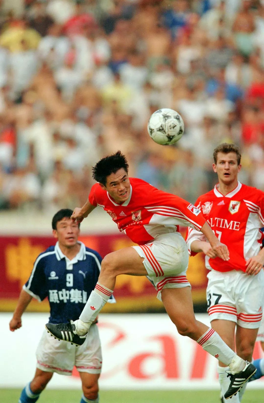 关于鲁能苦战！山东鲁能再战大连一方，必将火花四射的信息