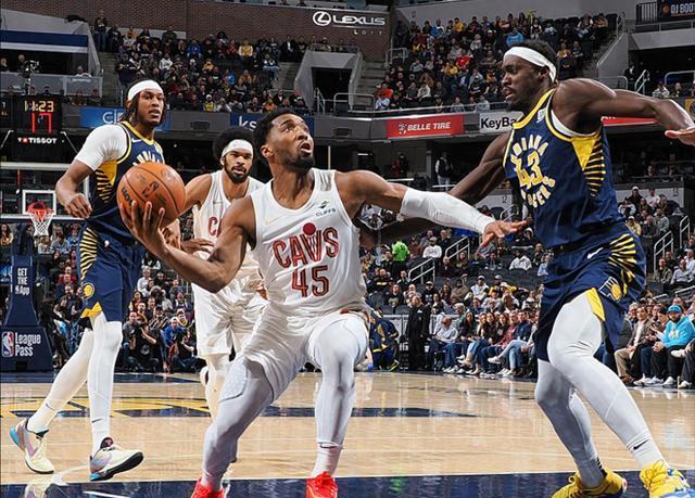 俄罗斯篮球超级联赛季后赛开战，豪门球队一路前行的简单介绍