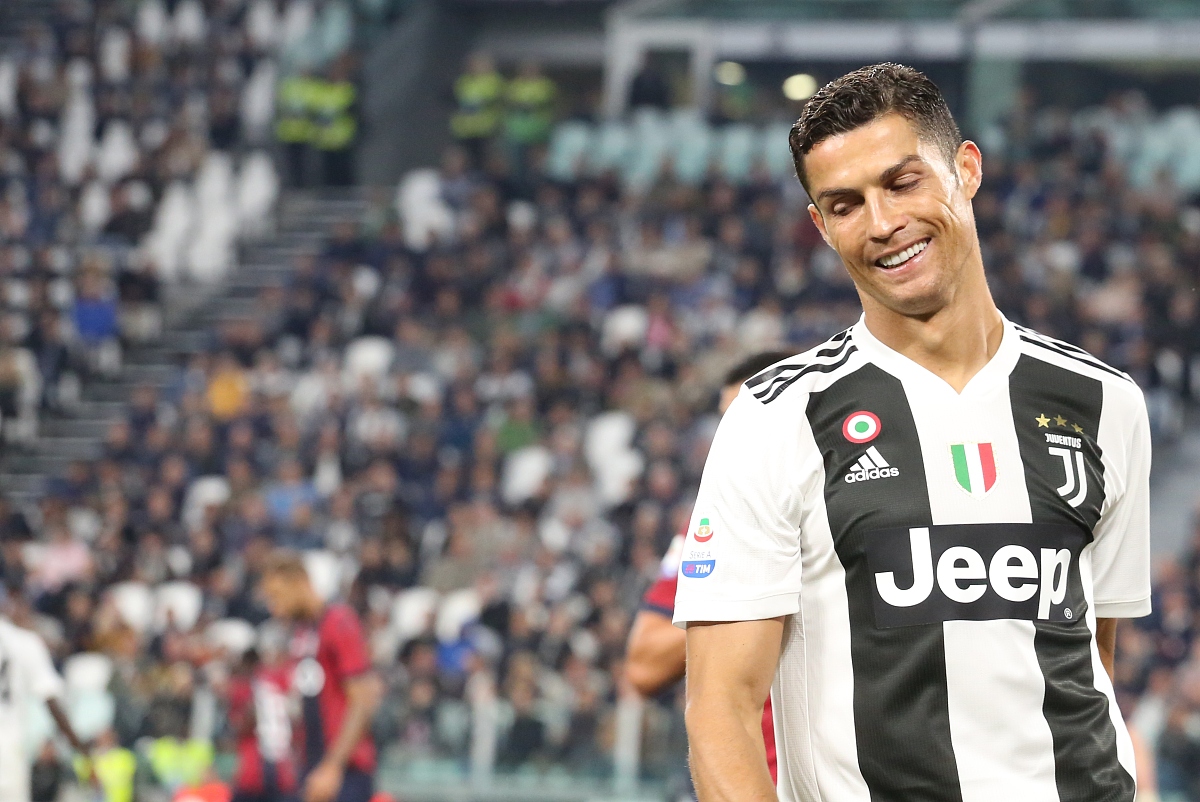 开云平台-包含尤文图斯签下埃弗顿前锋莱万多夫斯基，加强锋线的词条