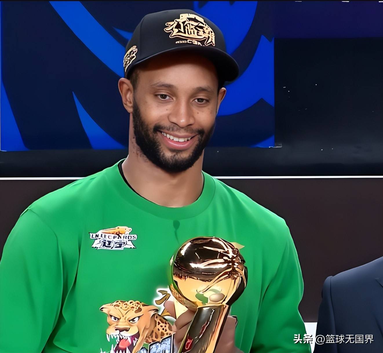 年轻球员突破性表现,成为球队新核心 年轻球员突破性表现,成为球队新核心