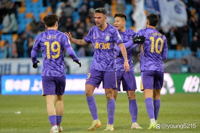 天津泰达主场平局,与上海上港握手言和 天津泰达主场平局,与上海上港握手言和