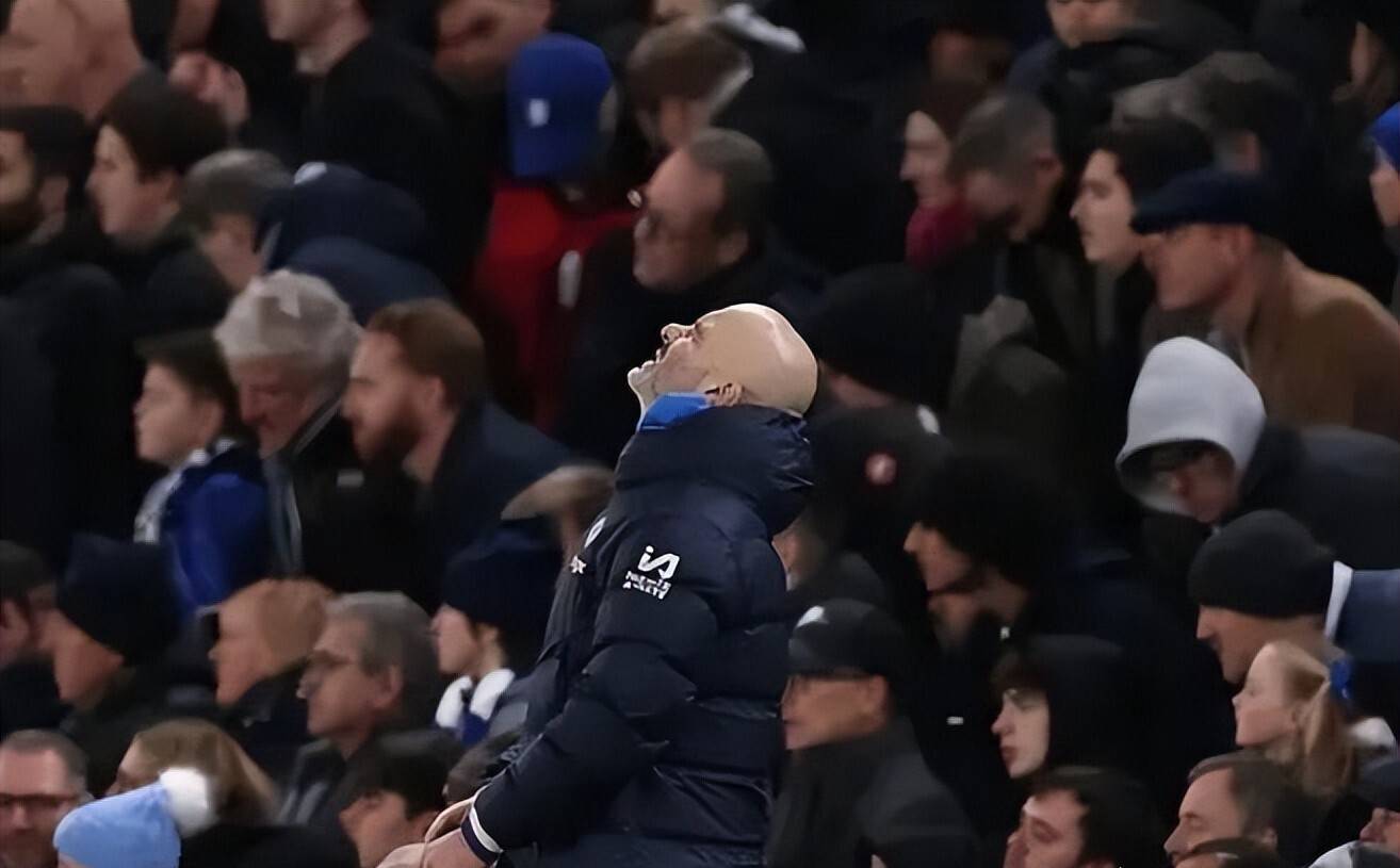 开云体育在线-切尔西客场失利，主帅调整战术迎新挑战