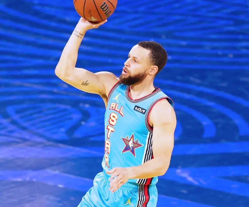 开云体育下载-包含罗贝里领衔马赛俱乐部获胜，实力得到肯定的词条