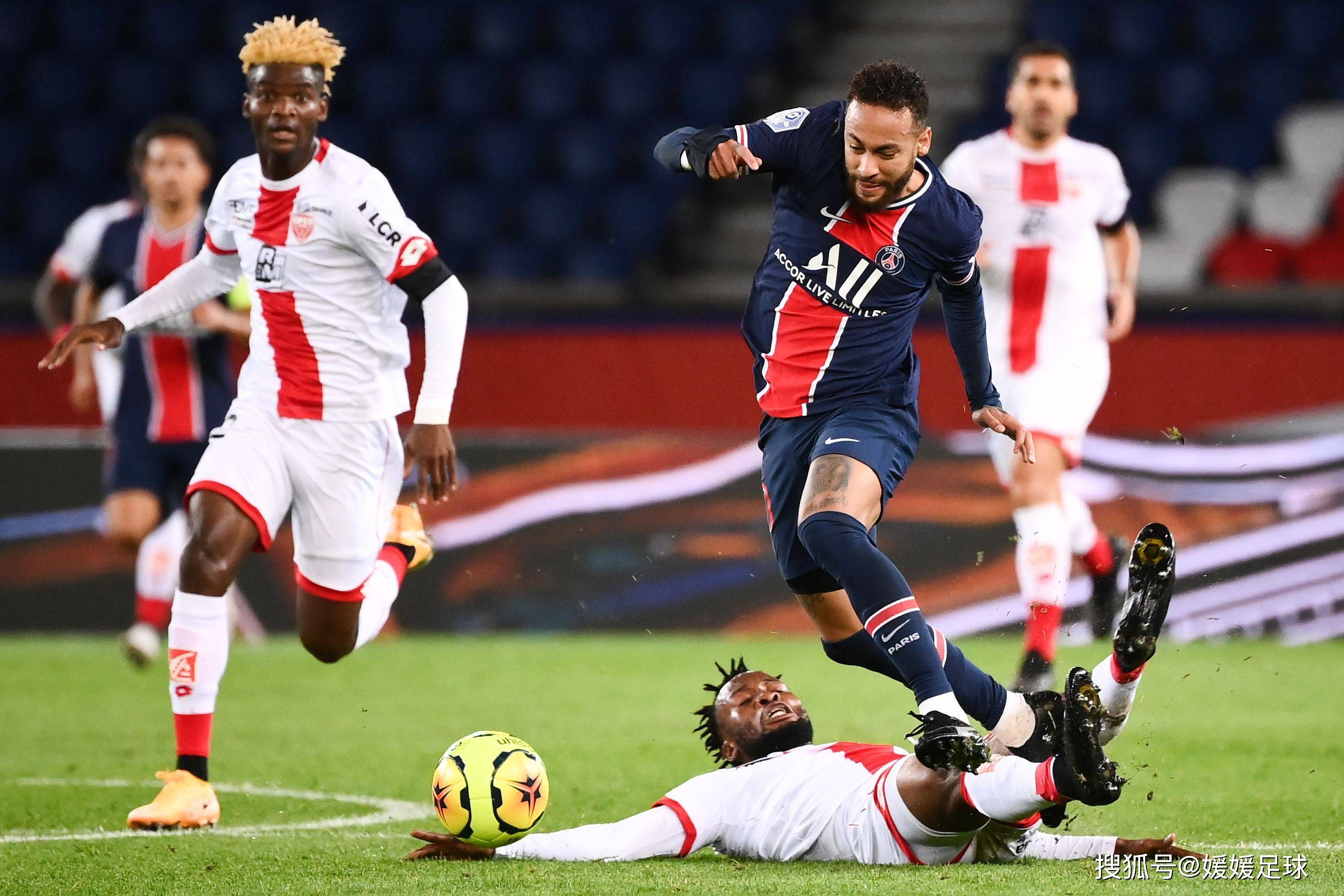 摩纳哥队在客场比赛中遭遇失利 摩纳哥队在客场比赛中遭遇失利