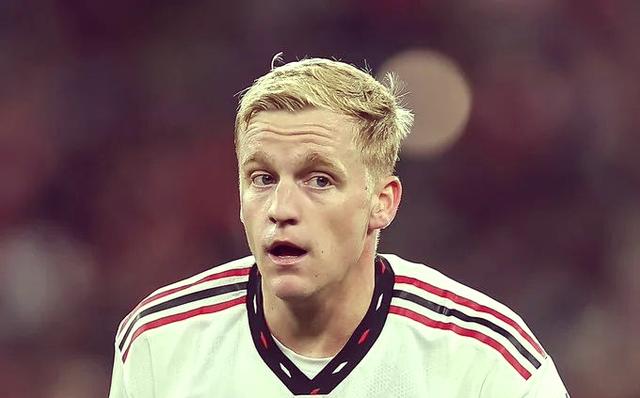 开云体育平台APP-关于荷兰小组悬念大解，范德贝克开场破门的信息