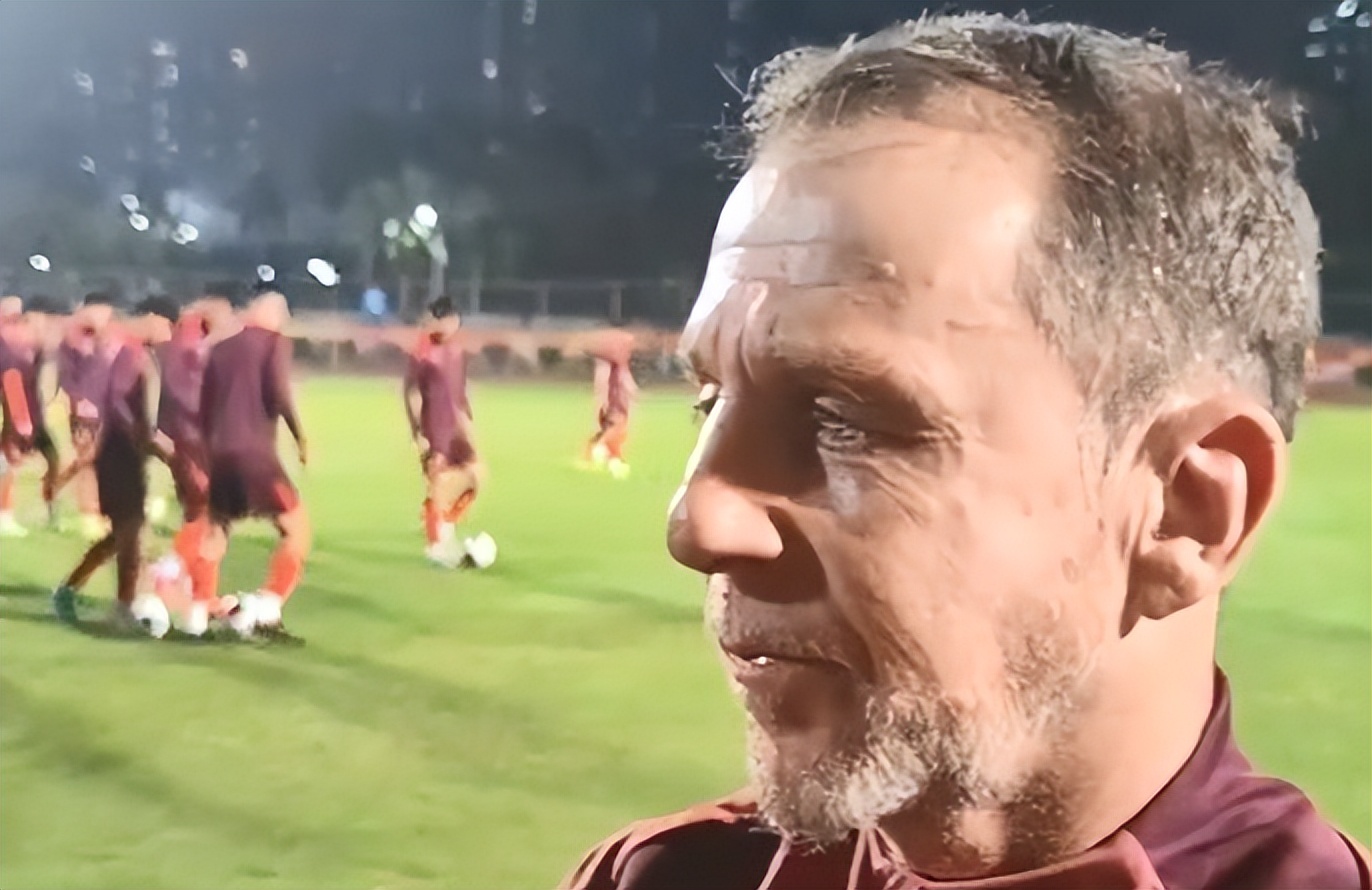 包含让人热血沸腾的比赛:球队在比赛中实现逆转的词条 包含让人热血沸腾的比赛:球队在比赛中实现逆转的词条