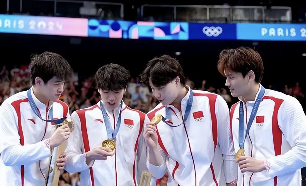 开云体育-包含赛场上的紧张气氛让人热血沸腾不已！的词条