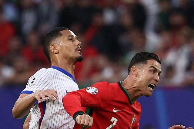 C罗遭遇法国队击败,奥运会局势紧张 C罗遭遇法国队击败,奥运会局势紧张