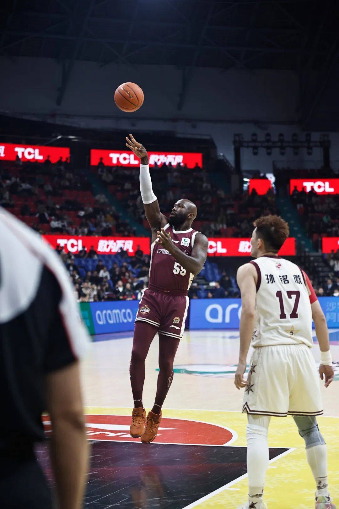 职业篮球联赛中球员实力显露,技巧高超的简单介绍 职业篮球联赛中球员实力显露,技巧高超的简单介绍