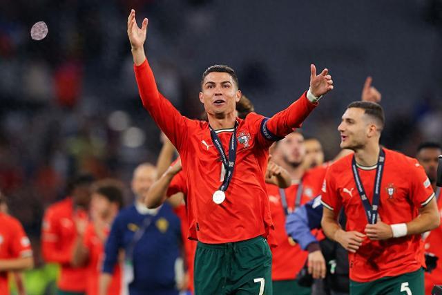 开云体育app-葡萄牙队取胜匈牙利队，C罗连进2球