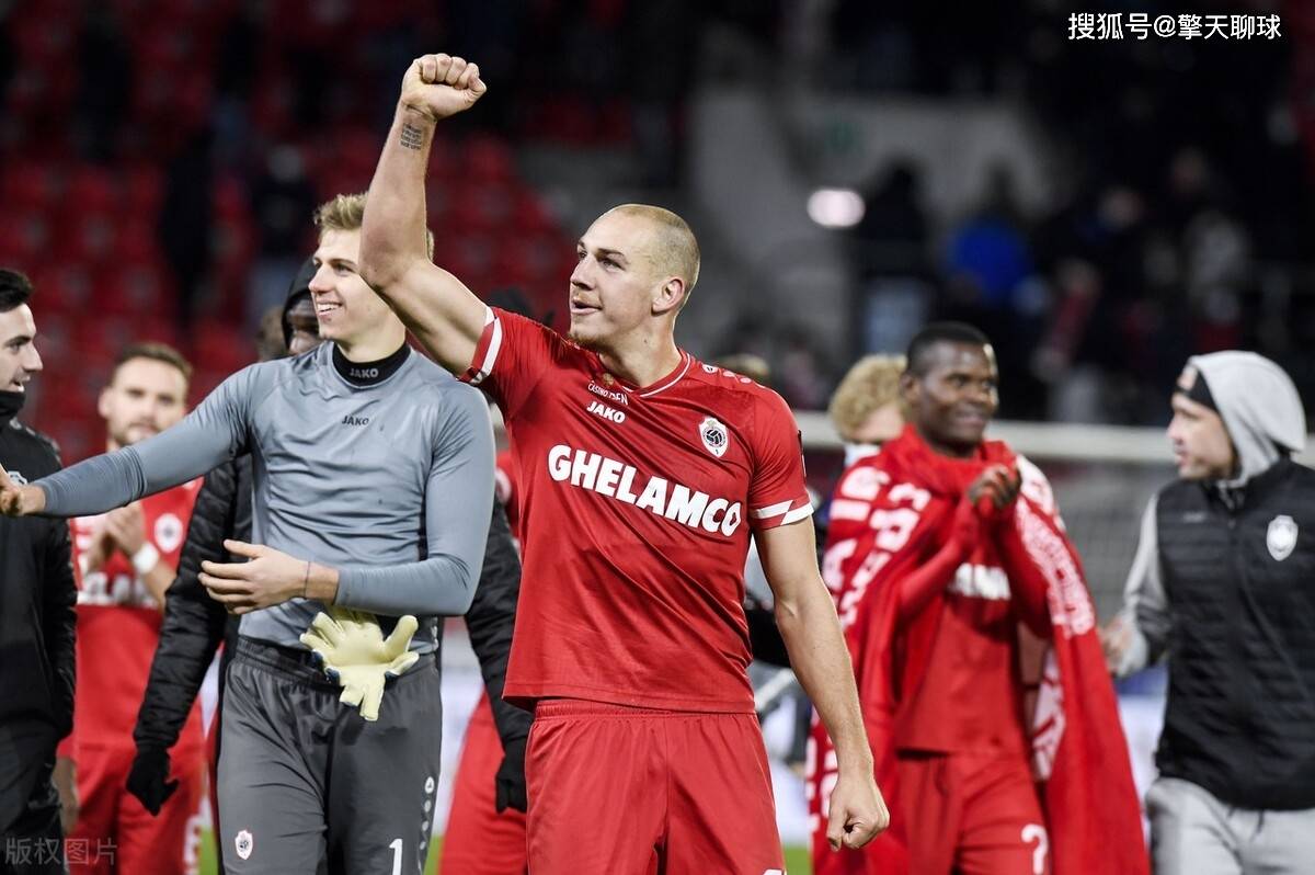 希腊奥林匹亚科斯主场狂胜,形势大好的简单介绍 希腊奥林匹亚科斯主场狂胜,形势大好的简单介绍