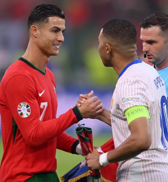 开云体育官网-瑞士绝杀西班牙,C罗制霸全场