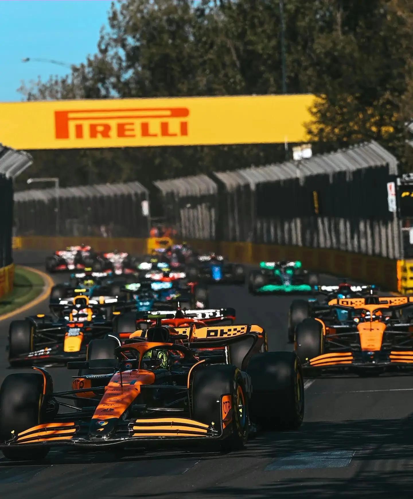 开云体育app-阿斯顿马丁完胜雷诺车队,拉塞尔点燃赛场