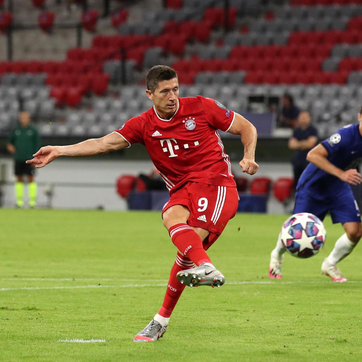 开云体育官网-西班牙爆冷国际米兰，莱万成为关键先生